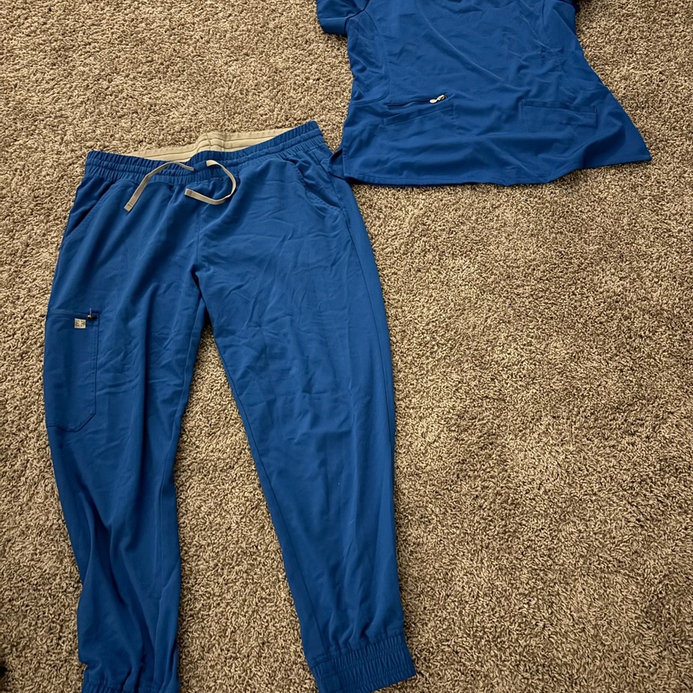 Beyond Scrubs Scrub Set